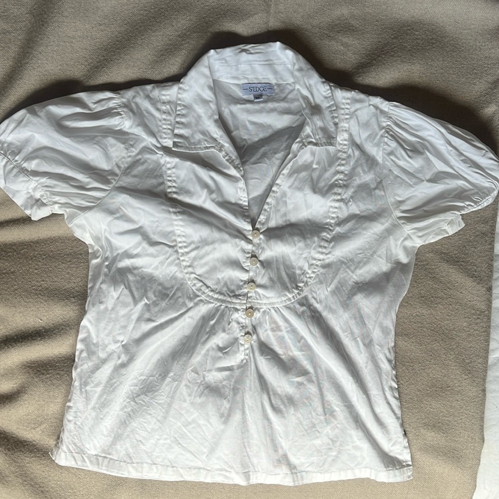 Sedge Short Puff-sleeve Blouse